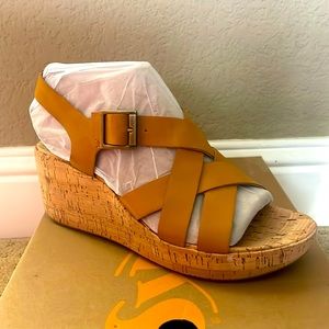 Korks wedge sandals
